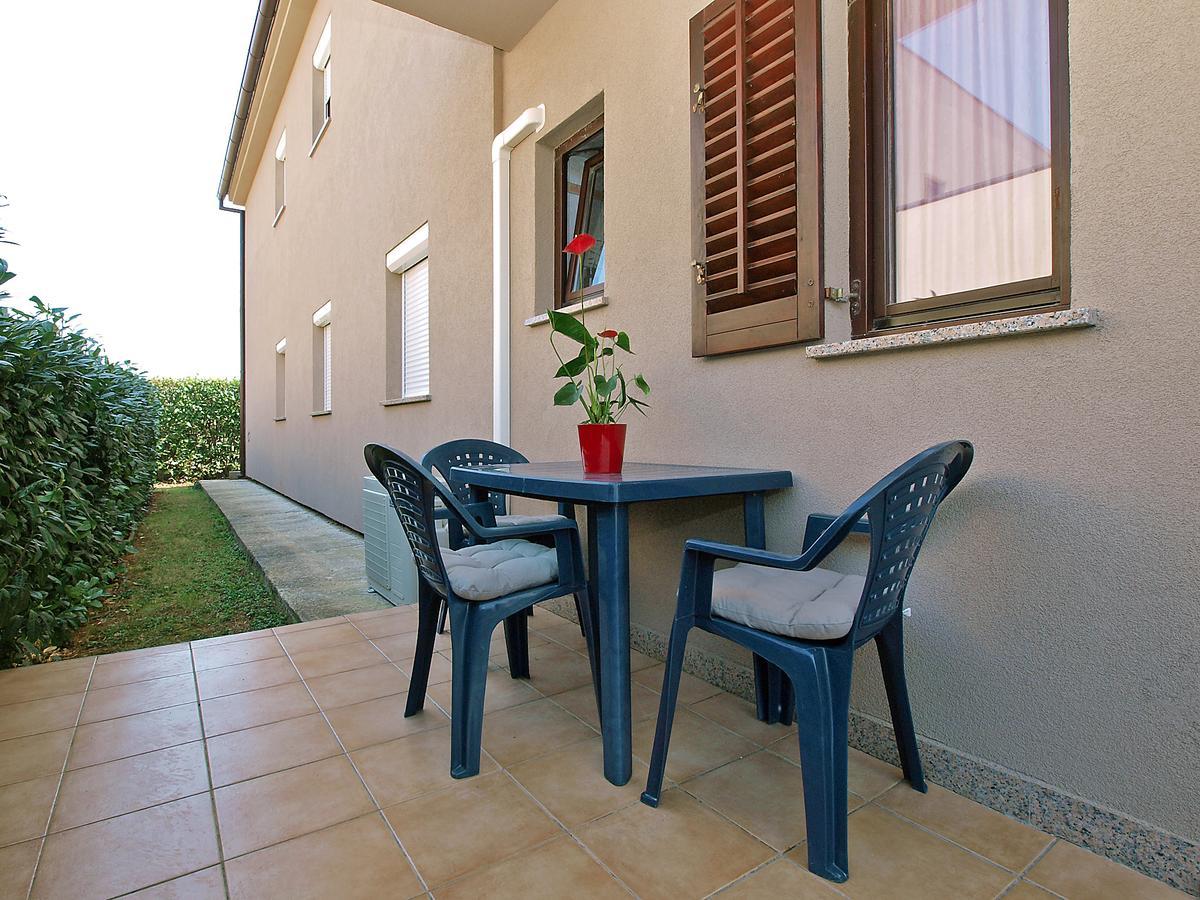 Apartments Dusanka 799 Fazana Exterior photo